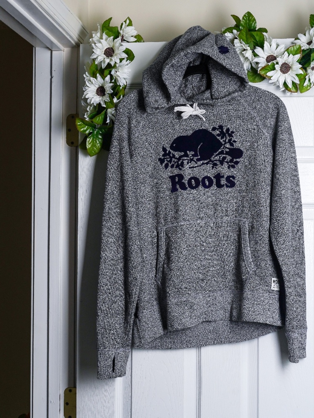 Roots Canada Hoodie Sweatshirt Gray Beaver Felt Logo